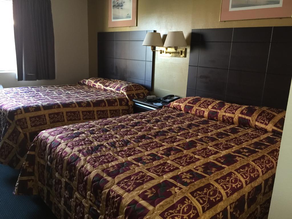 Mountain Inn Онтарио Номер фото